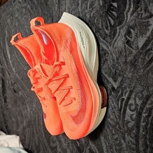 Nike Air Zoom Aquafly size 8 womens